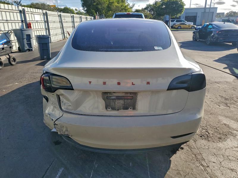 Photo 6 from auction – 2018 TESLA MODEL 3 with VIN 5YJ3E1EA0JF030477
