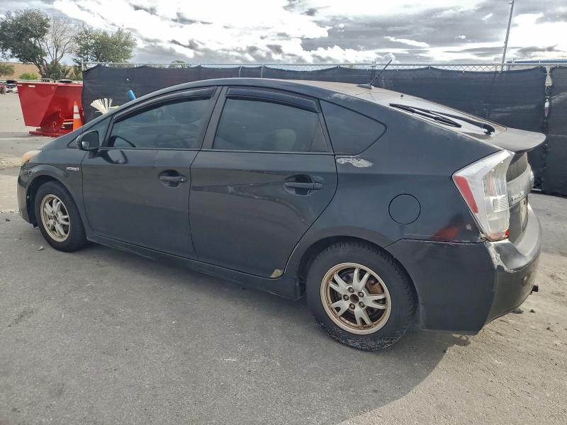 Photo 2 from auction – 2011 TOYOTA PRIUS with VIN JTDKN3DU0B0260040