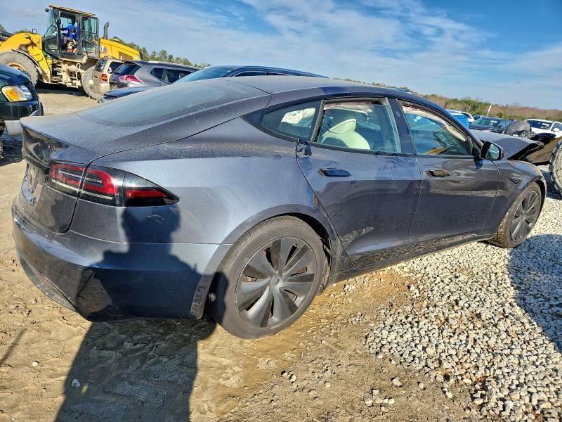 Foto 3 de la subasta – 2022 TESLA MODEL S con VIN 5YJSA1E57NF486122
