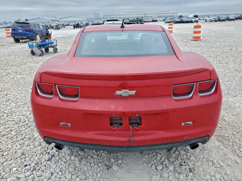 Photo 6 from auction – 2013 CHEVROLET CAMARO LS with VIN 2G1FA1E38D9177903