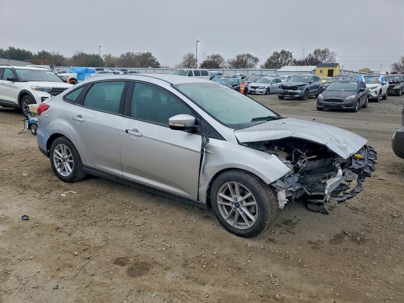 Photo 4 from auction – 2017 FORD FOCUS SE with VIN 1FADP3F20HL285693