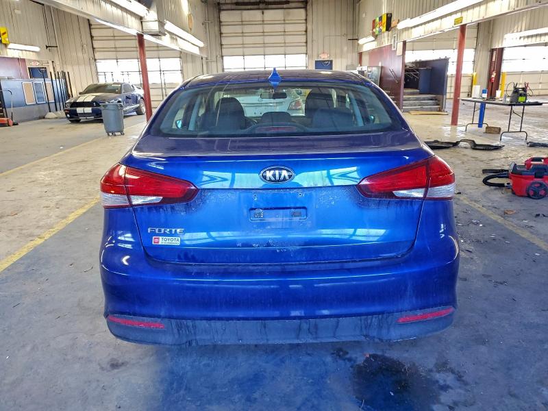 Photo 6 from auction – 2017 KIA FORTE LX with VIN 3KPFK4A72HE060677