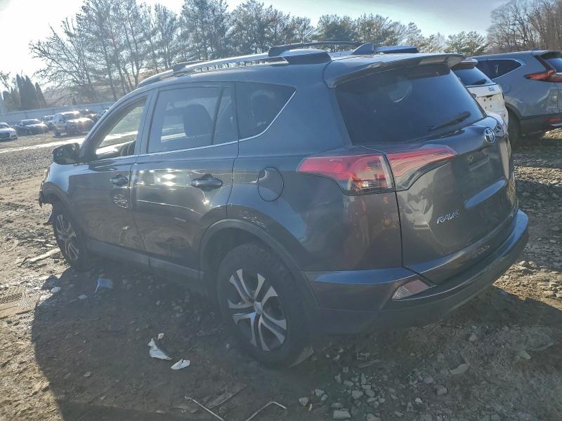 Photo 2 from auction – 2016 TOYOTA RAV4 LE with VIN JTMBFREV4GJ051358