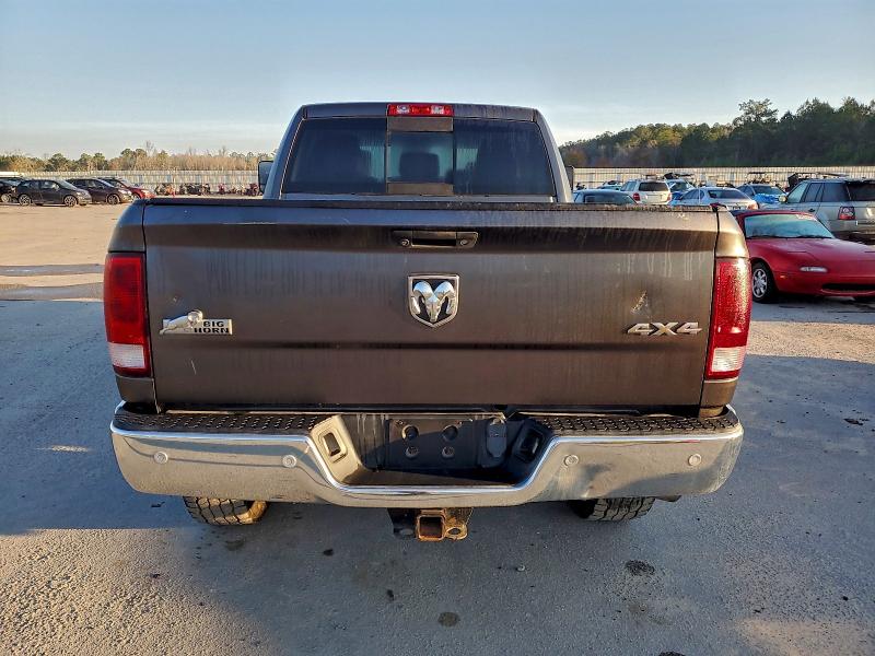 Photo 6 from auction – 2016 RAM 2500 SLT with VIN 3C6UR5ML5GG113142