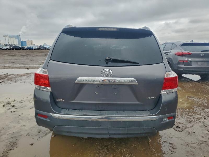 Photo 6 from auction – 2011 TOYOTA HIGHLANDER with VIN 5TDBK3EH0BS057821