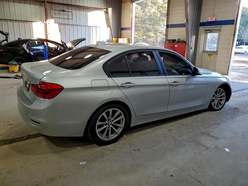 Photo 3 from auction – 2018 BMW 320 XI with VIN WBA8A3C53JA494873