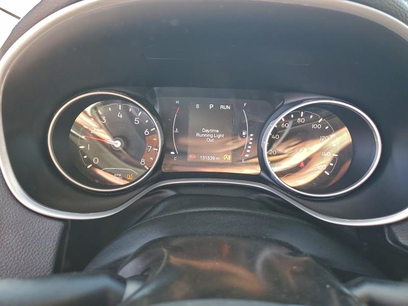 Photo 9 from auction – 2019 JEEP COMPASS LA with VIN 3C4NJDBB8KT593086