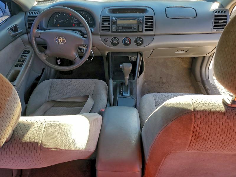Photo 8 from auction – 2002 TOYOTA CAMRY LE with VIN 4T1BE32K52U062771