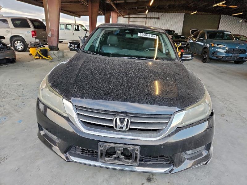 Photo 5 from auction – 2014 HONDA ACCORD EXL with VIN 1HGCR2F85EA149745