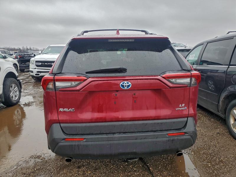 Photo 6 from auction – 2019 TOYOTA RAV4 LE with VIN JTMLWRFV6KD011471