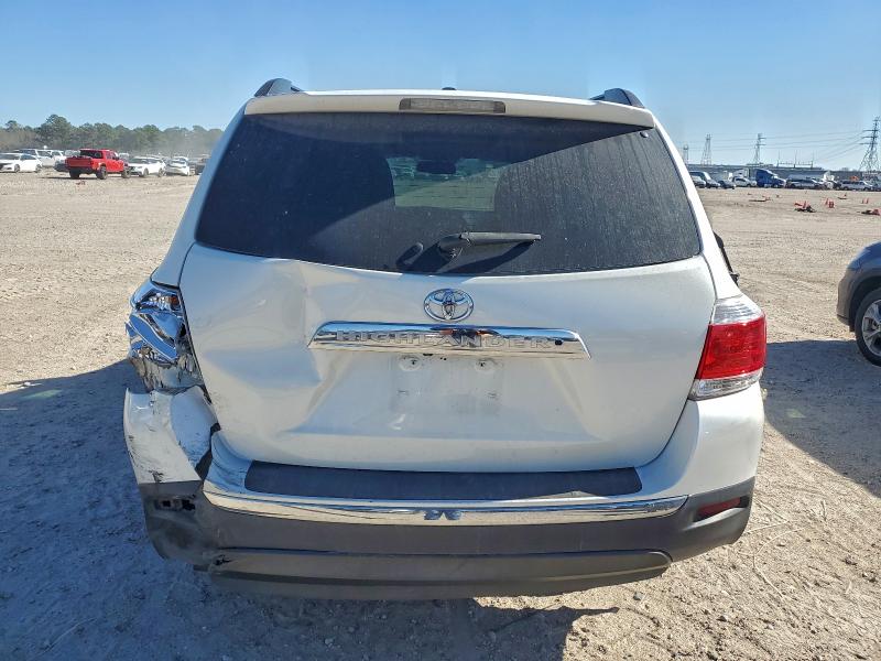 Photo 6 from auction – 2013 TOYOTA HIGHLANDER with VIN 5TDZK3EH4DS093030