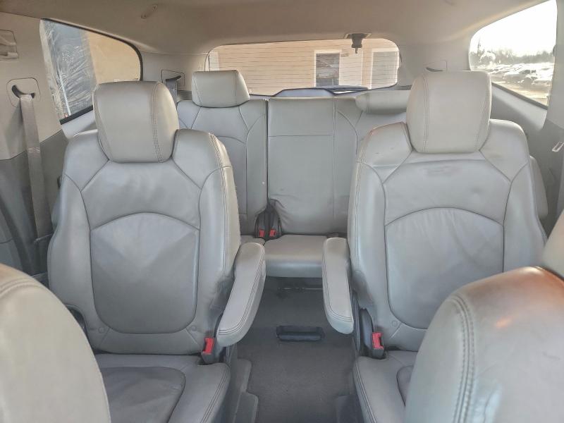 Photo 10 from auction – 2010 CHEVROLET TRAVERSE L with VIN 1GNLVGEDXAS122221