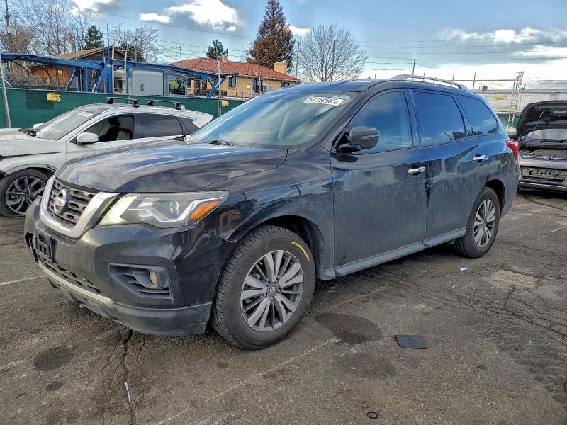 NISSAN PATHFINDER 2018 with VIN 5N1DR2MM6JC629385 - Photo from auction