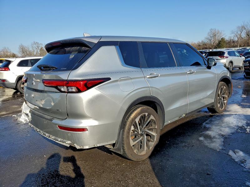 Photo 3 from auction – 2024 MITSUBISHI OUTLANDER with VIN JA4J4VA86RZ007760
