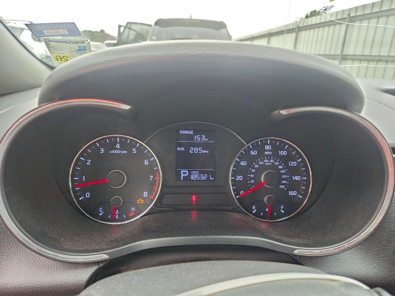 Photo 9 from auction – 2016 KIA FORTE LX with VIN KNAFX4A66G5558395