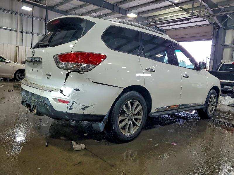 Photo 3 from auction – 2014 NISSAN PATHFINDER with VIN 5N1AR2MM6EC636765