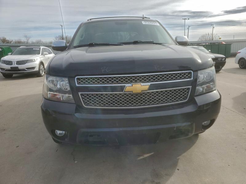 Photo 5 from auction – 2013 CHEVROLET AVALANCHE with VIN 3GNMCFE06DG380992
