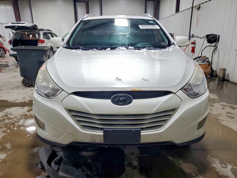 Photo 5 from auction – 2011 HYUNDAI TUCSON GLS with VIN KM8JUCAC7BU225932