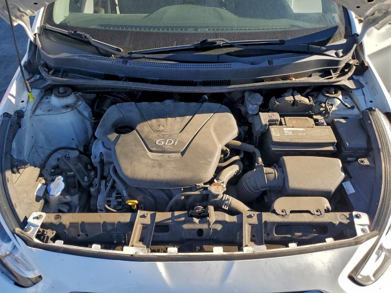 Photo 11 from auction – 2015 HYUNDAI ACCENT GLS with VIN KMHCT4AE1FU821921