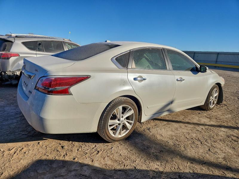 Photo 3 from auction – 2014 NISSAN ALTIMA 2.5 with VIN 1N4AL3AP1EC108115