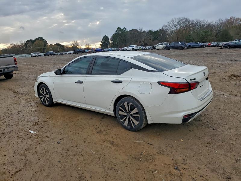 Photo 2 from auction – 2021 NISSAN ALTIMA SV with VIN 1N4BL4DV8MN317195