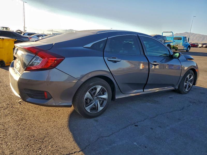 Zdjęcie 3 z aukcji – 2019 HONDA CIVIC LX z VIN 19XFC2F65KE050945