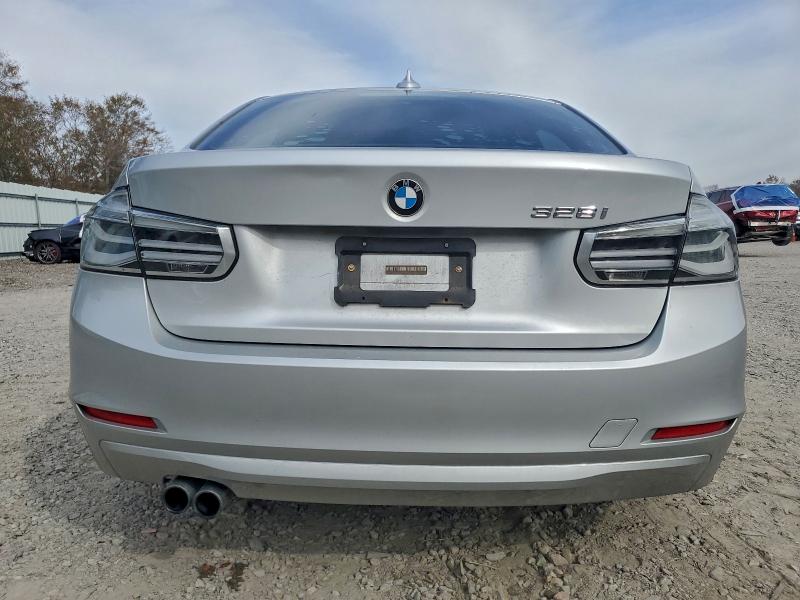 Photo 6 from auction – 2013 BMW 328 I with VIN WBA3A5G50DNP26407