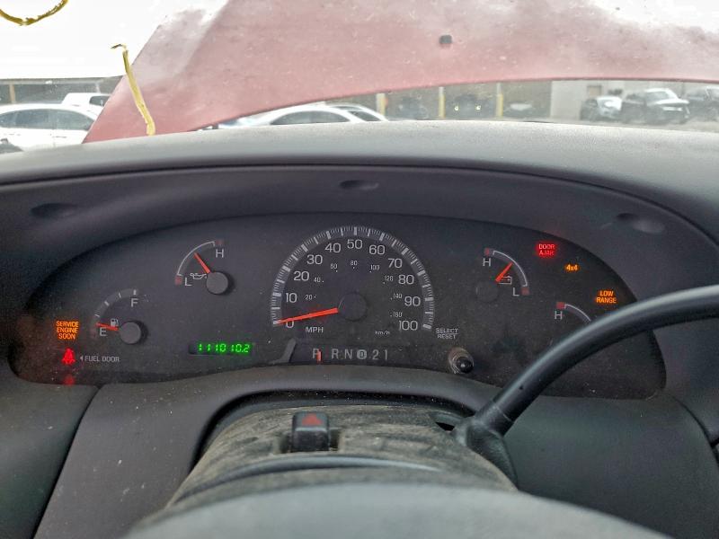Photo 9 from auction – 2003 FORD F150 with VIN 1FTRF18233NA09526