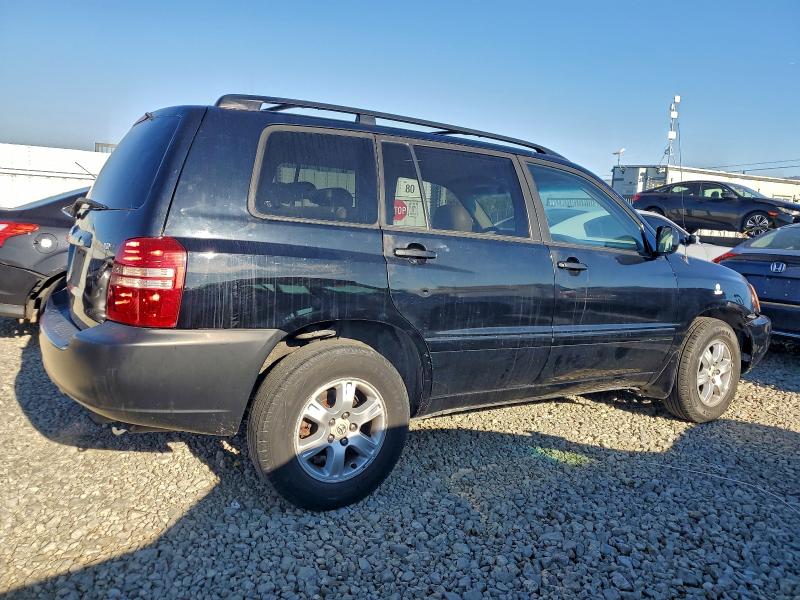 Photo 3 from auction – 2003 TOYOTA HIGHLANDER with VIN JTEHF21A330148809