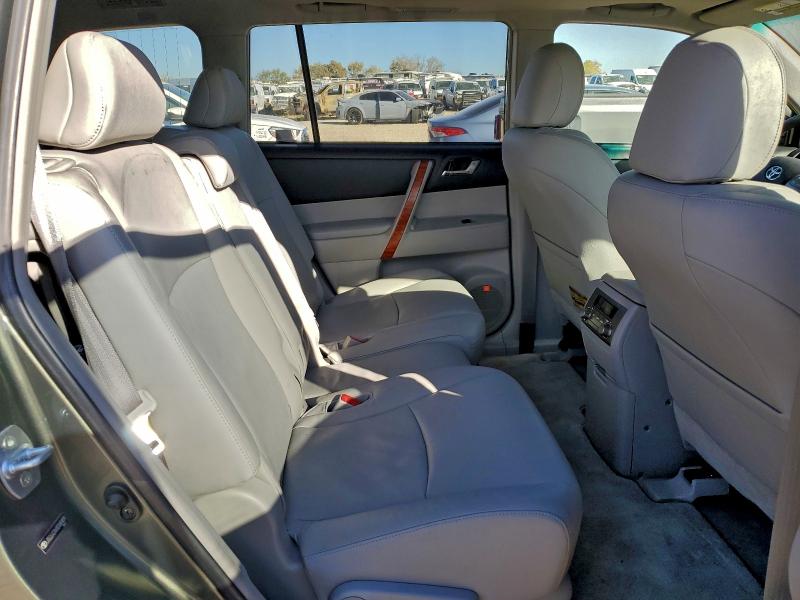 Photo 11 from auction – 2008 TOYOTA HIGHLANDER with VIN JTEDS42A682040409
