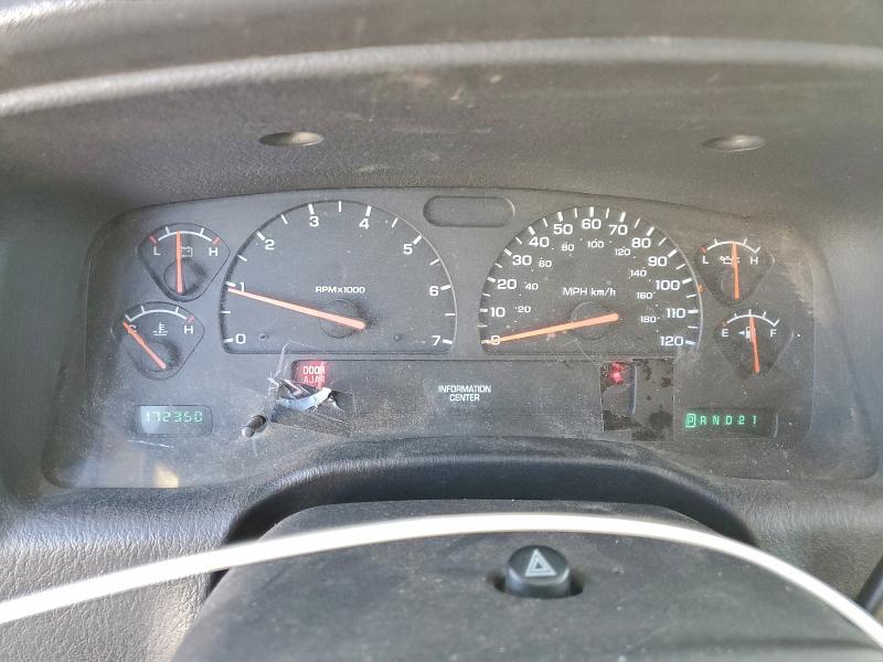 Photo 9 from auction – 2002 DODGE DURANGO SP with VIN 1B4HS38NX2F168871