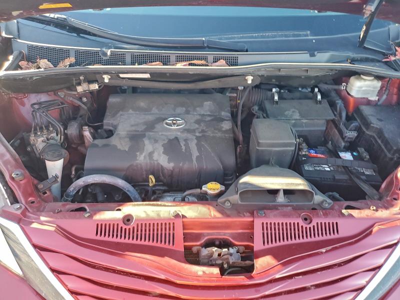 Photo 12 from auction – 2013 TOYOTA SIENNA LE with VIN 5TDKK3DC4DS310146
