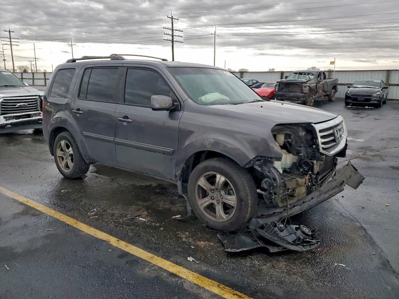 Foto 4 de la subasta – 2014 HONDA PILOT EX con VIN 5FNYF4H46EB053696