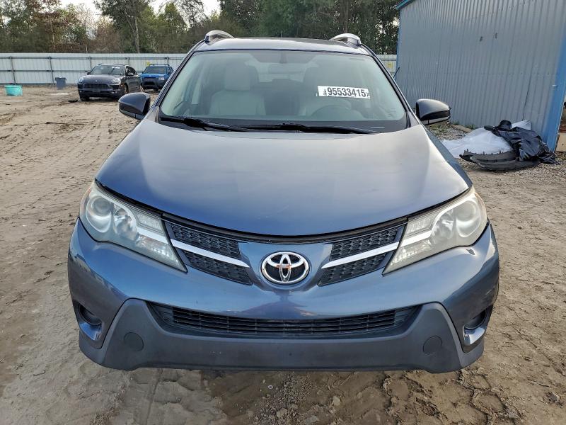 Photo 5 from auction – 2014 TOYOTA RAV4 LE with VIN JTMZFREV2ED040238