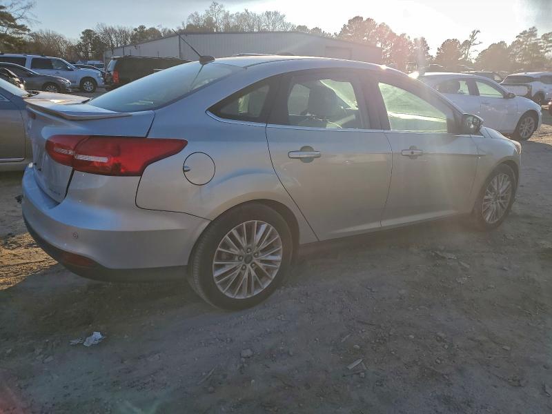 Photo 3 from auction – 2017 FORD FOCUS TITA with VIN 1FADP3J29HL272383