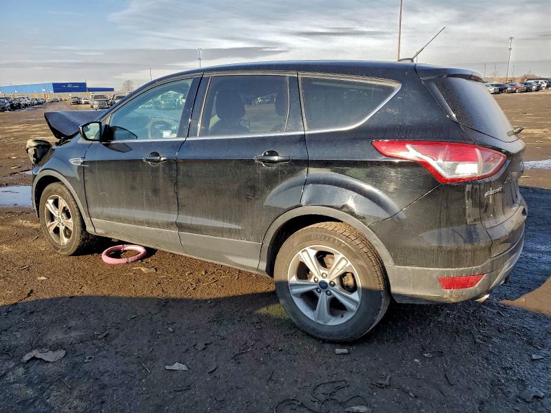 Photo 2 from auction – 2016 FORD ESCAPE SE with VIN 1FMCU0G97GUB25100