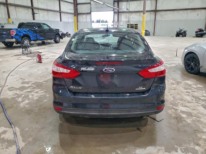 Photo 6 from auction – 2014 FORD FOCUS SE with VIN 1FADP3F2XEL414972