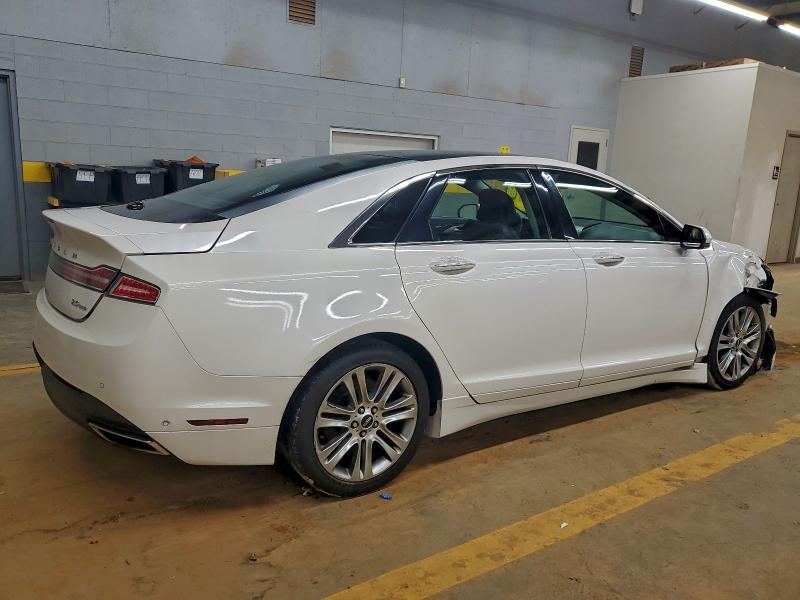 Photo 3 from auction – 2013 LINCOLN MKZ with VIN 3LN6L2G99DR803635