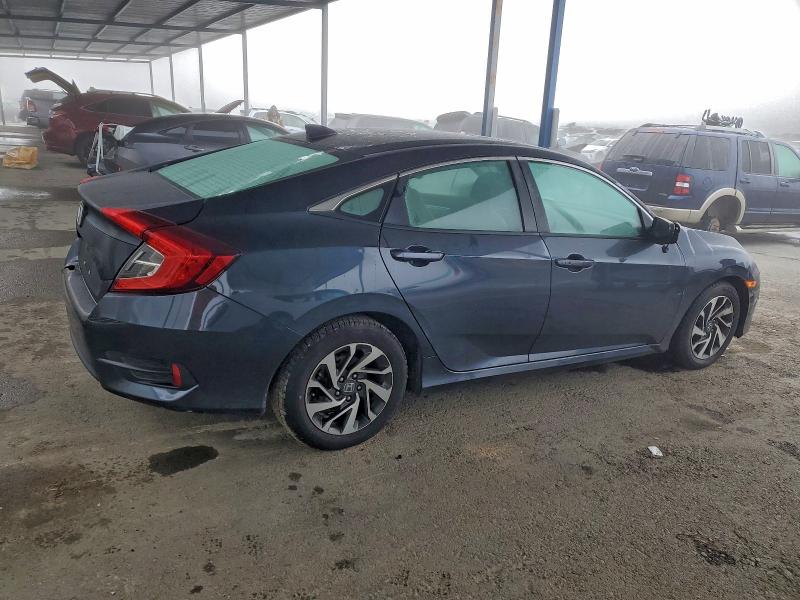 Photo 3 from auction – 2017 HONDA CIVIC EX with VIN 2HGFC2F79HH538142
