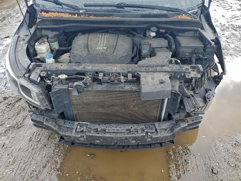 Photo 12 from auction – 2016 KIA SEDONA EX with VIN KNDMC5C13G6139458