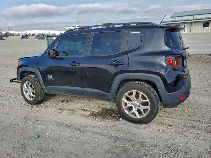 Photo 2 from auction – 2016 JEEP RENEGADE with VIN ZACCJBBT8GPD45388