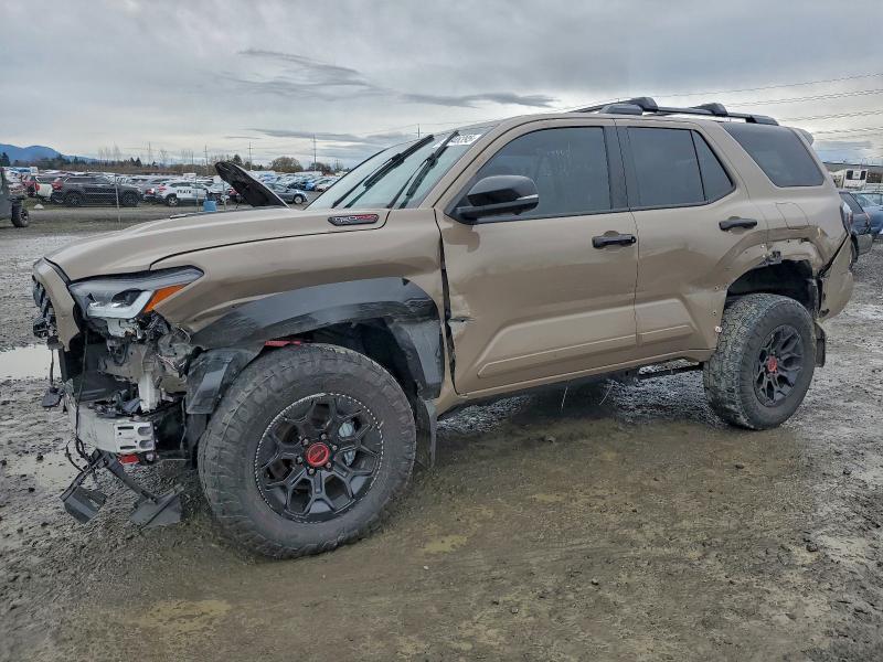 TOYOTA 4RUNNER LI 2025 with VIN JTEVB5BR8S5000564 - Photo from auction