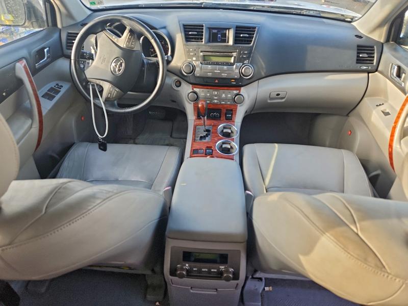 Photo 8 from auction – 2010 TOYOTA HIGHLANDER with VIN JTEYK3EH1A2097269
