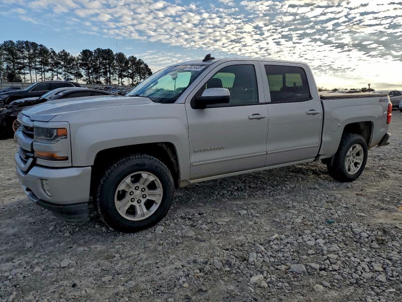 CHEVROLET SILVERADO 2016 with VIN 3GCUKREC1GG296297 - Photo from auction