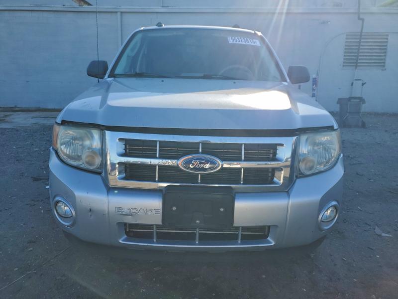 Photo 5 from auction – 2010 FORD ESCAPE XLT with VIN 1FMCU0DG5AKA52573