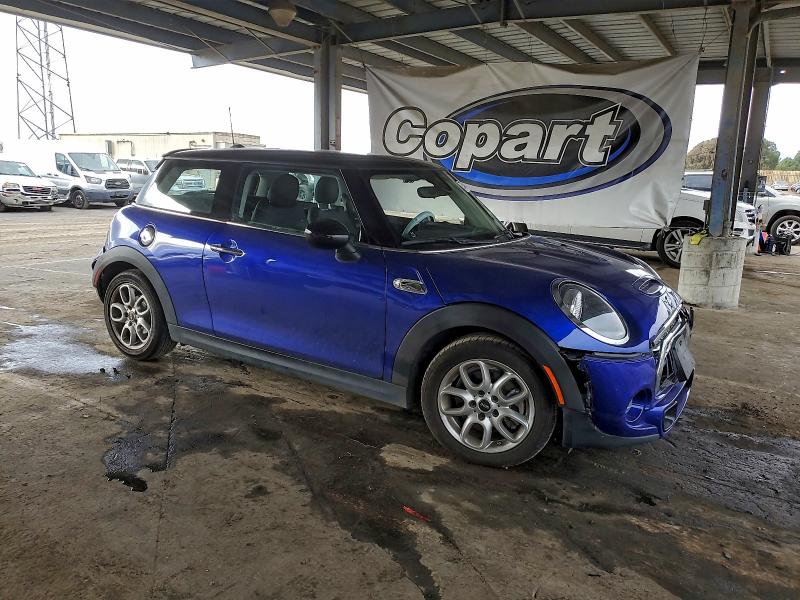 Photo 4 from auction – 2019 MINI COOPER S with VIN WMWXP7C53K2A50327