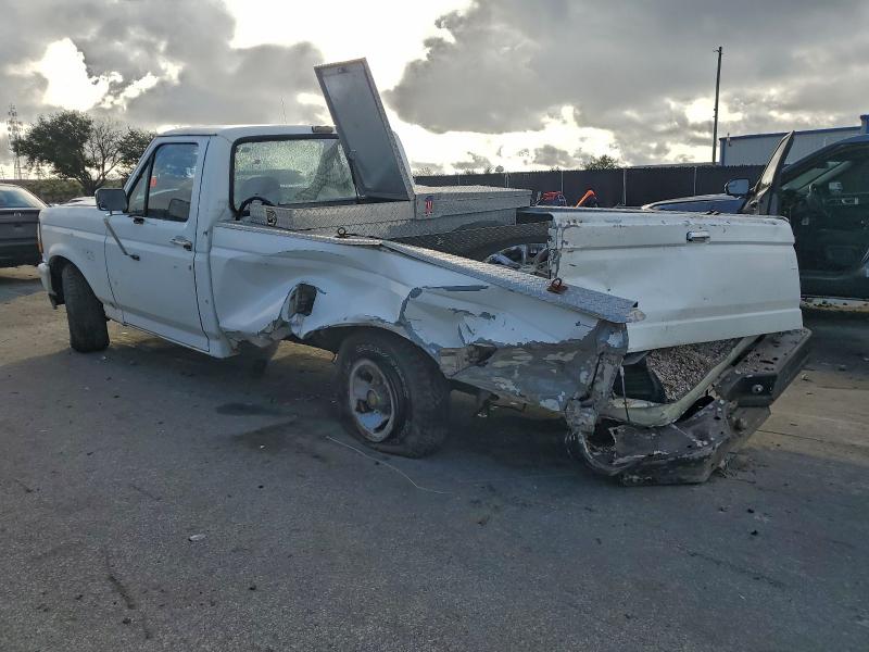 Photo 2 from auction – 1992 FORD F150 with VIN 1FTEF15Y2NNB17002