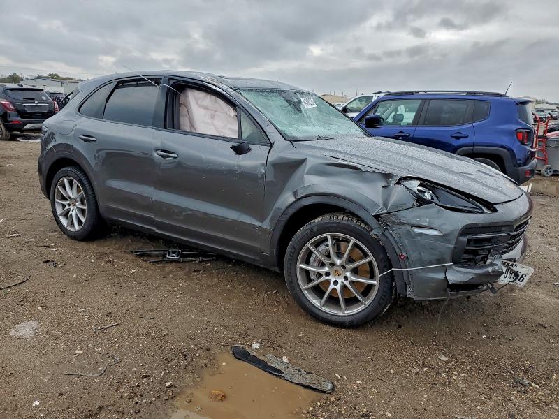 Photo 4 from auction – 2023 PORSCHE CAYENNE BA with VIN WP1AA2AY9PDA06933