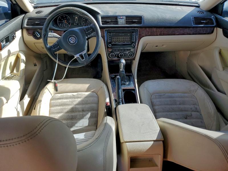 Photo 8 from auction – 2012 VOLKSWAGEN PASSAT SEL with VIN 1VWCN7A3XCC031899