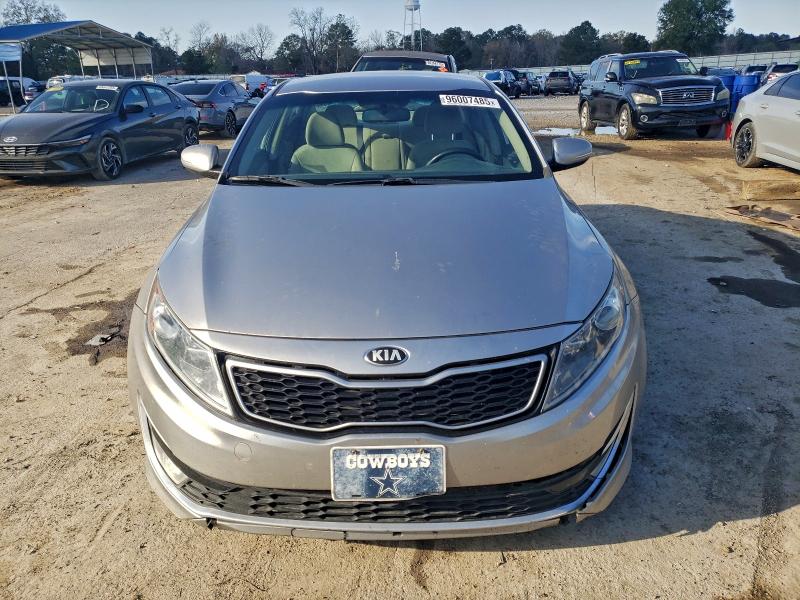 Photo 5 from auction – 2013 KIA OPTIMA with VIN KNAGM4ADXD5052401